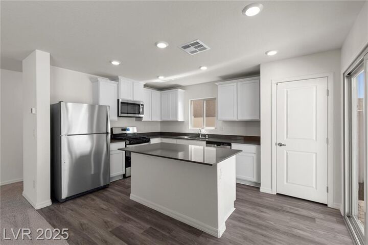 Property Photo: 6264 Blood Lily Avenue NV 89122