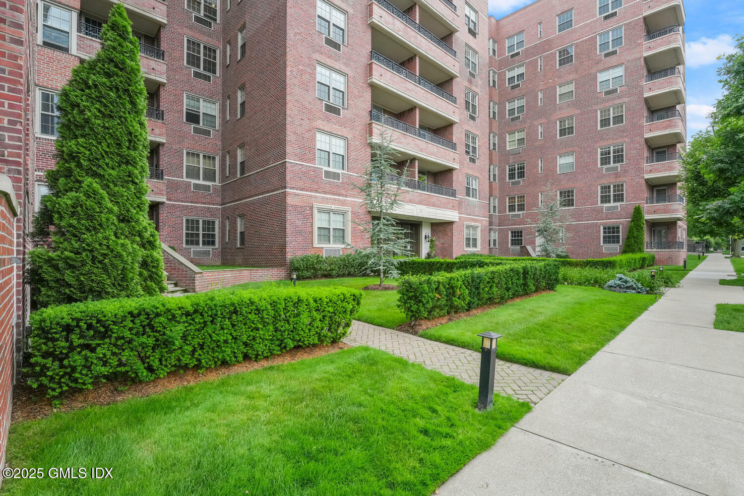 20 Church Street A34  Greenwich CT 06830 photo