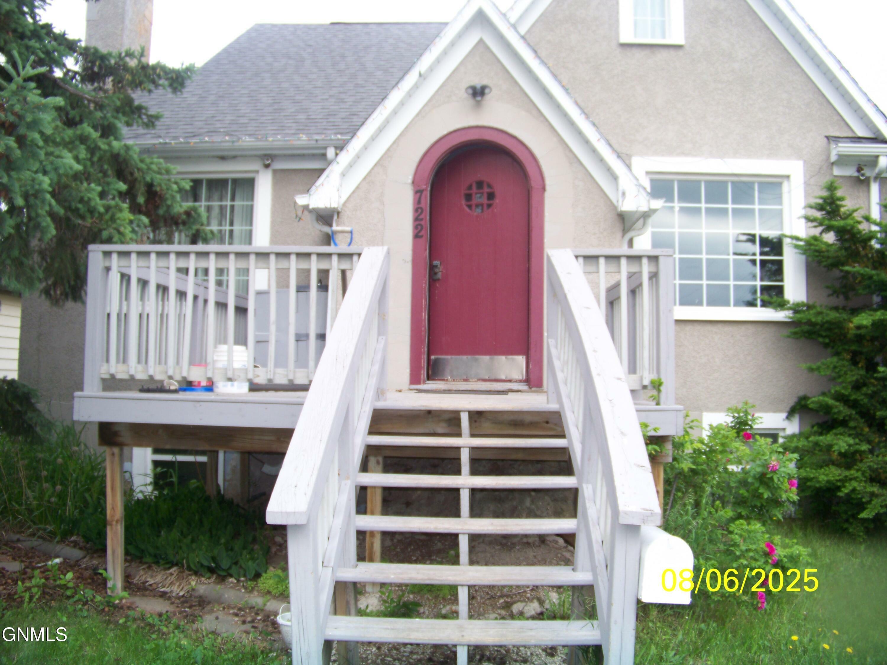 722 12th Street  Bismarck ND 58501 photo