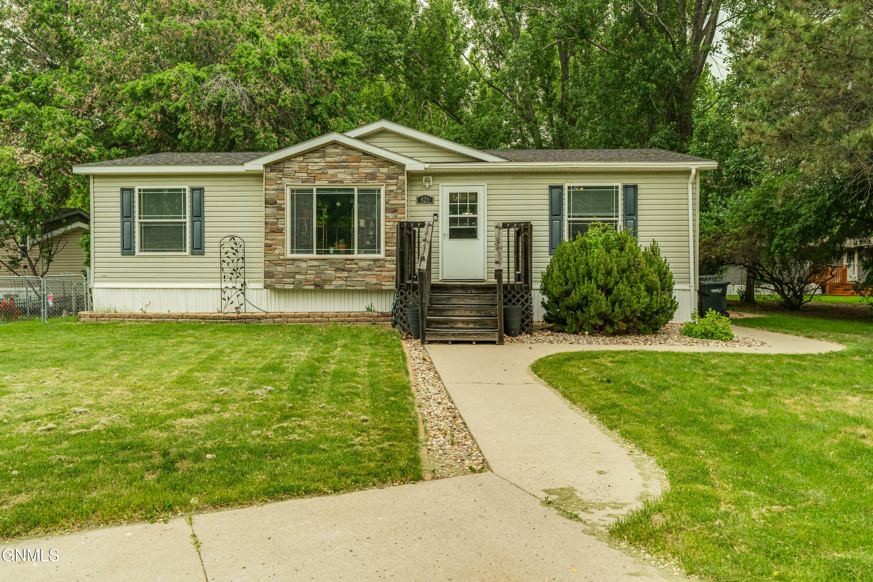Property Photo: 426 Dover Drive ND 58504