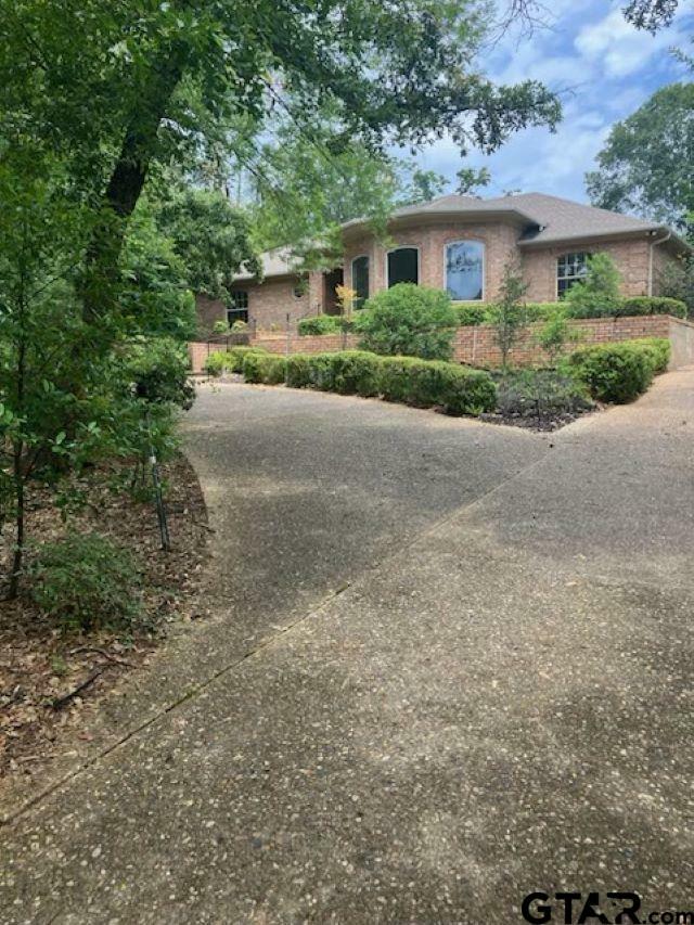 Property Photo: 1201 Lakecross Road TX 75771