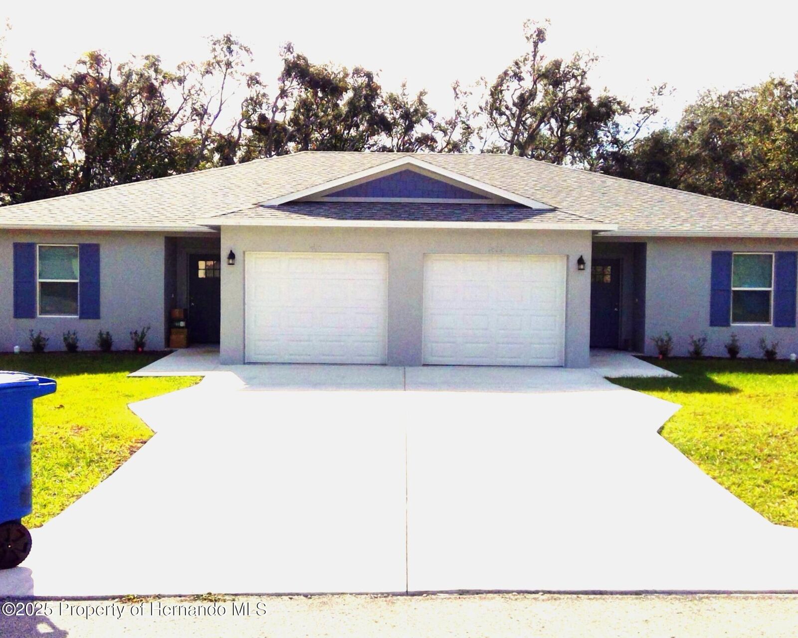 Property Photo:  7412&7414 Canterbury Street  FL 34606 