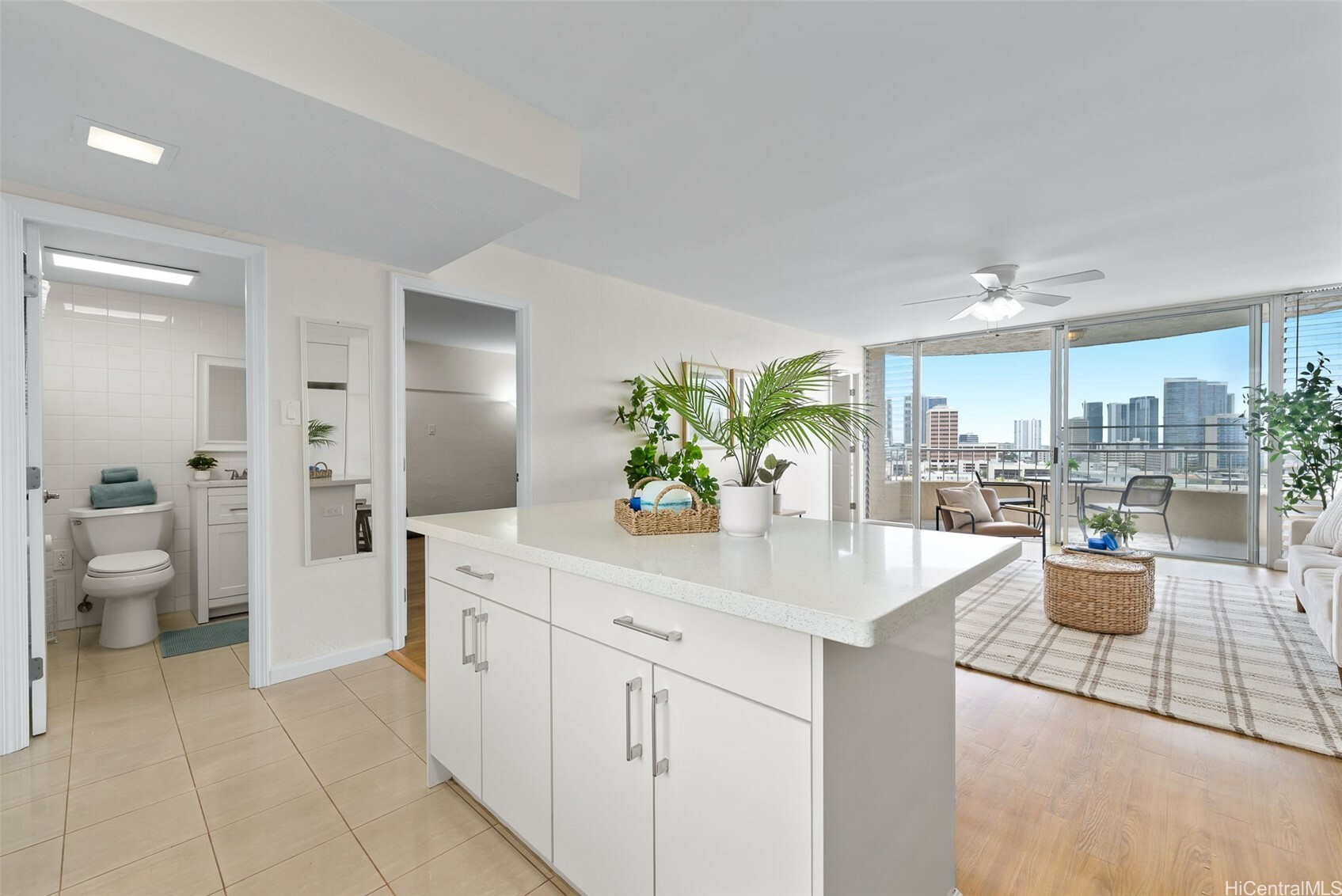 Property Photo: 1447 Kewalo Street 905 HI 96822