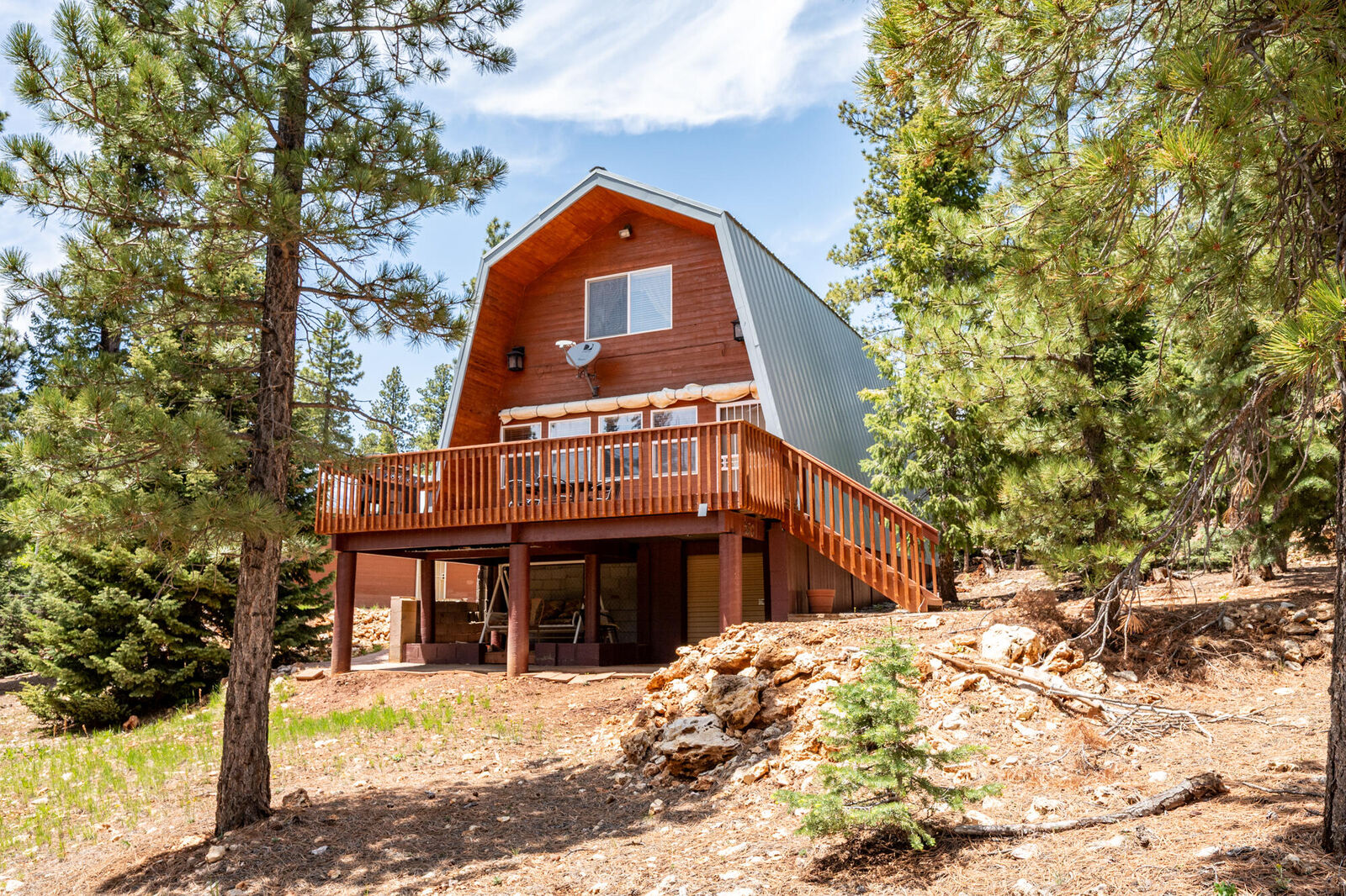 Property Photo: 350 E Forest Dr UT 84762