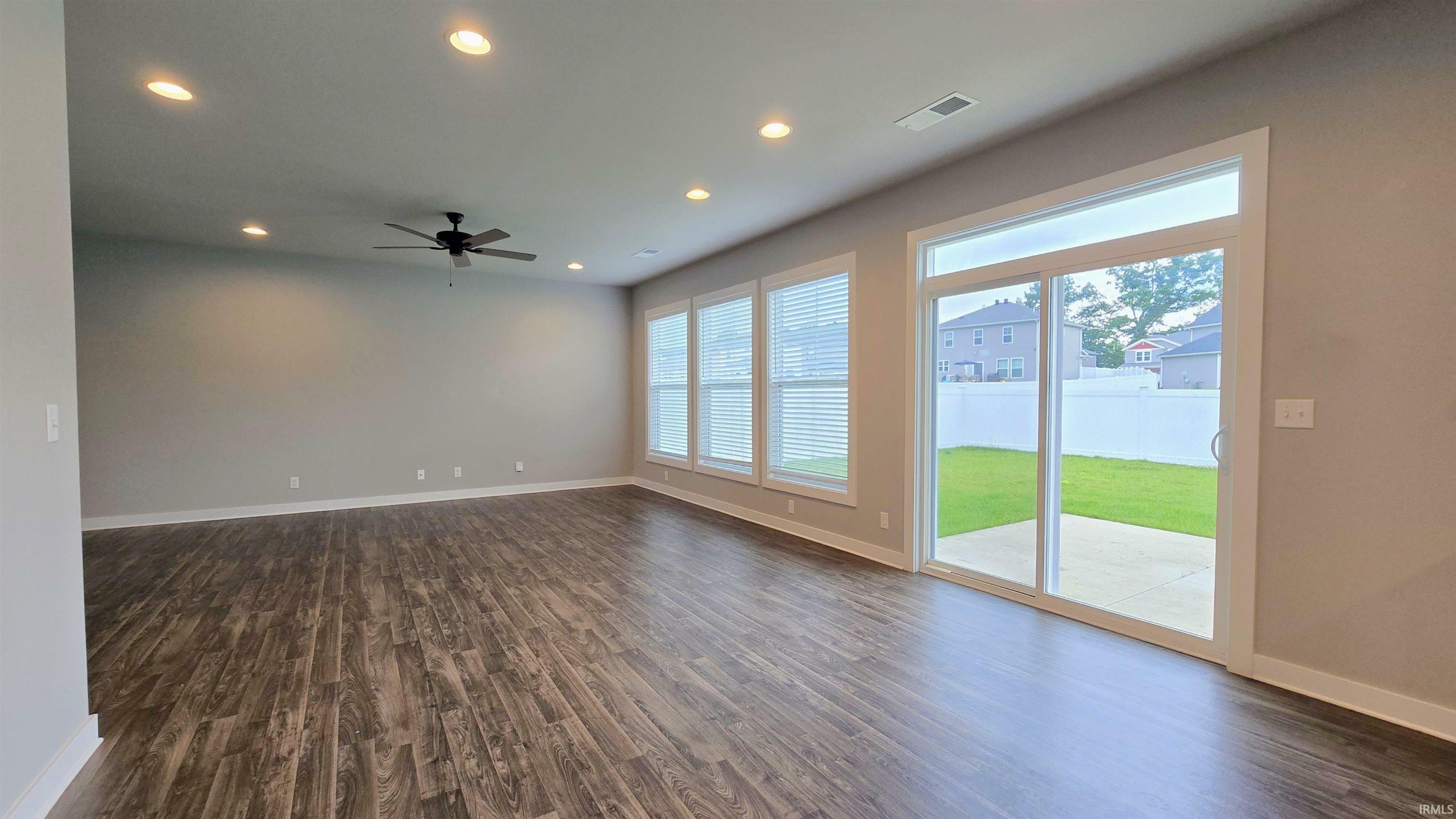 Property Photo: 916 Cameo Drive IN 47711