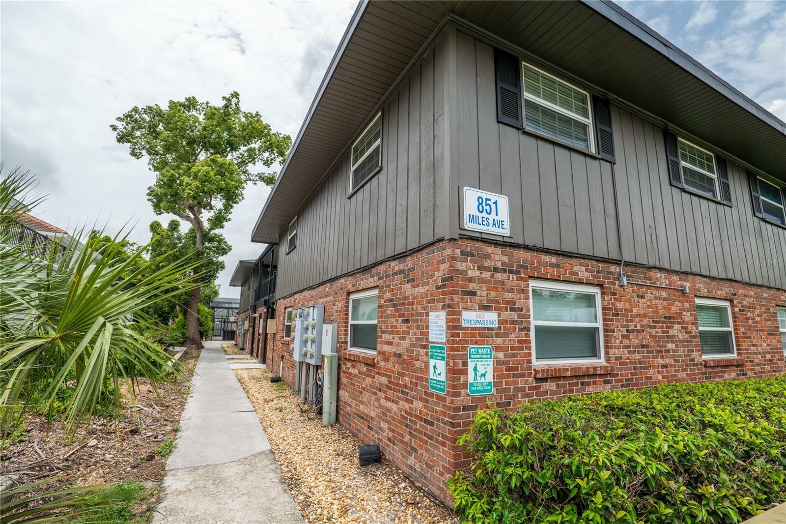 Property Photo:  851 Miles Avenue 8  FL 32789 
