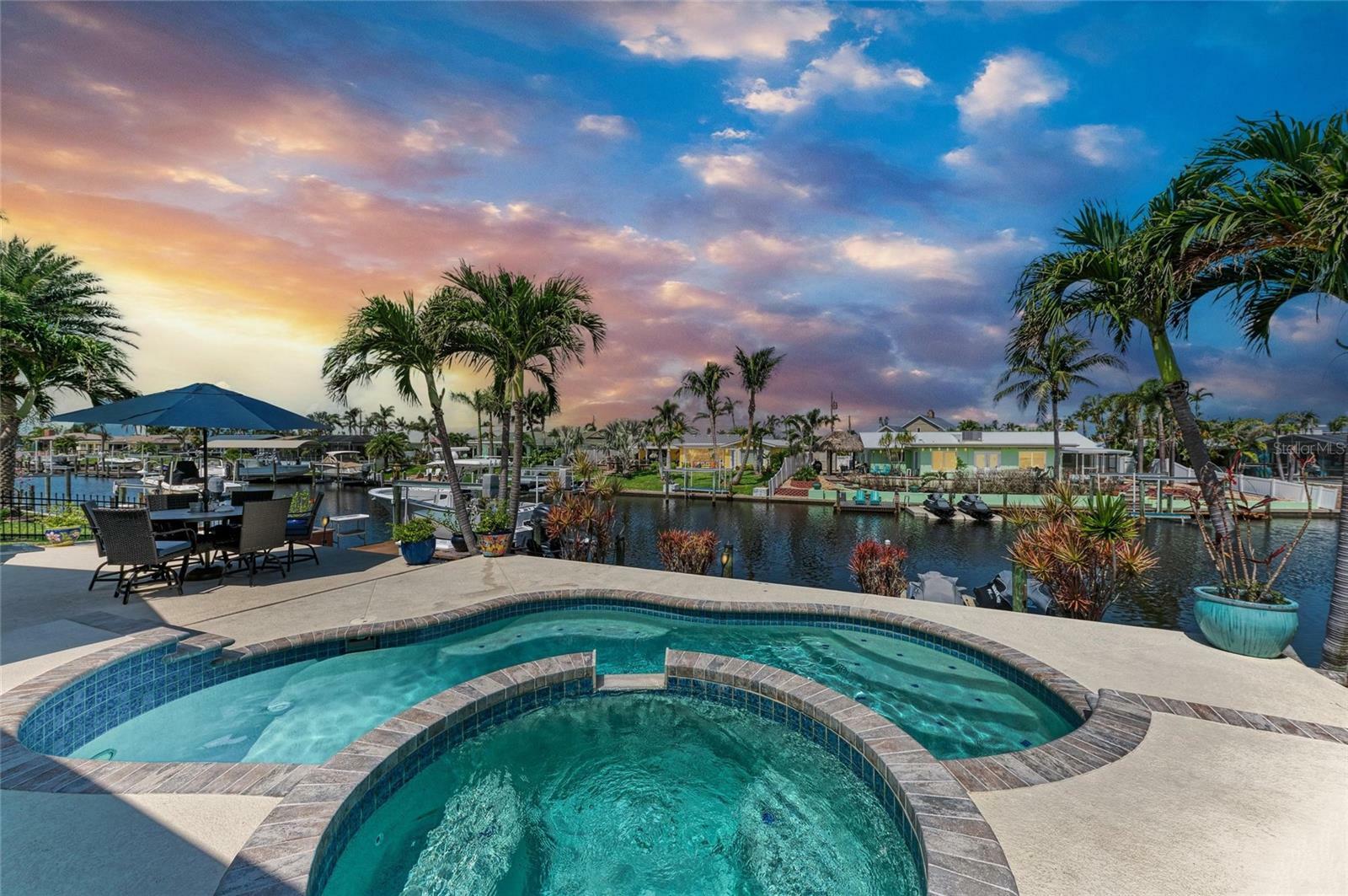 Property Photo: 4508 Mangrove Point Road FL 34210