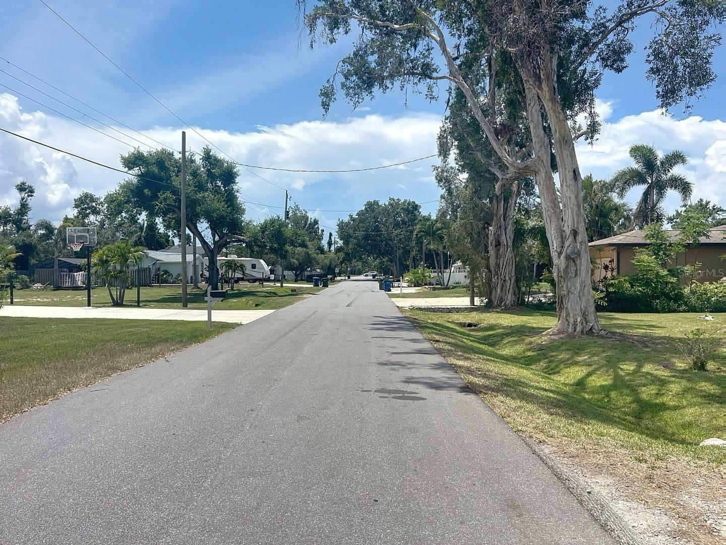 Property Photo: 4722 Harris Avenue FL 34233