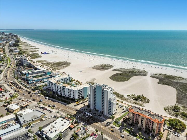 Property Photo:  11000 Gulf Boulevard 703  FL 33706