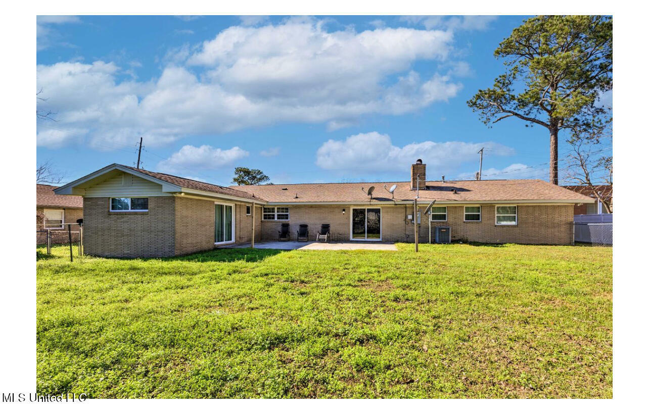 Property Photo: 506 Loposser Avenue MS 39507
