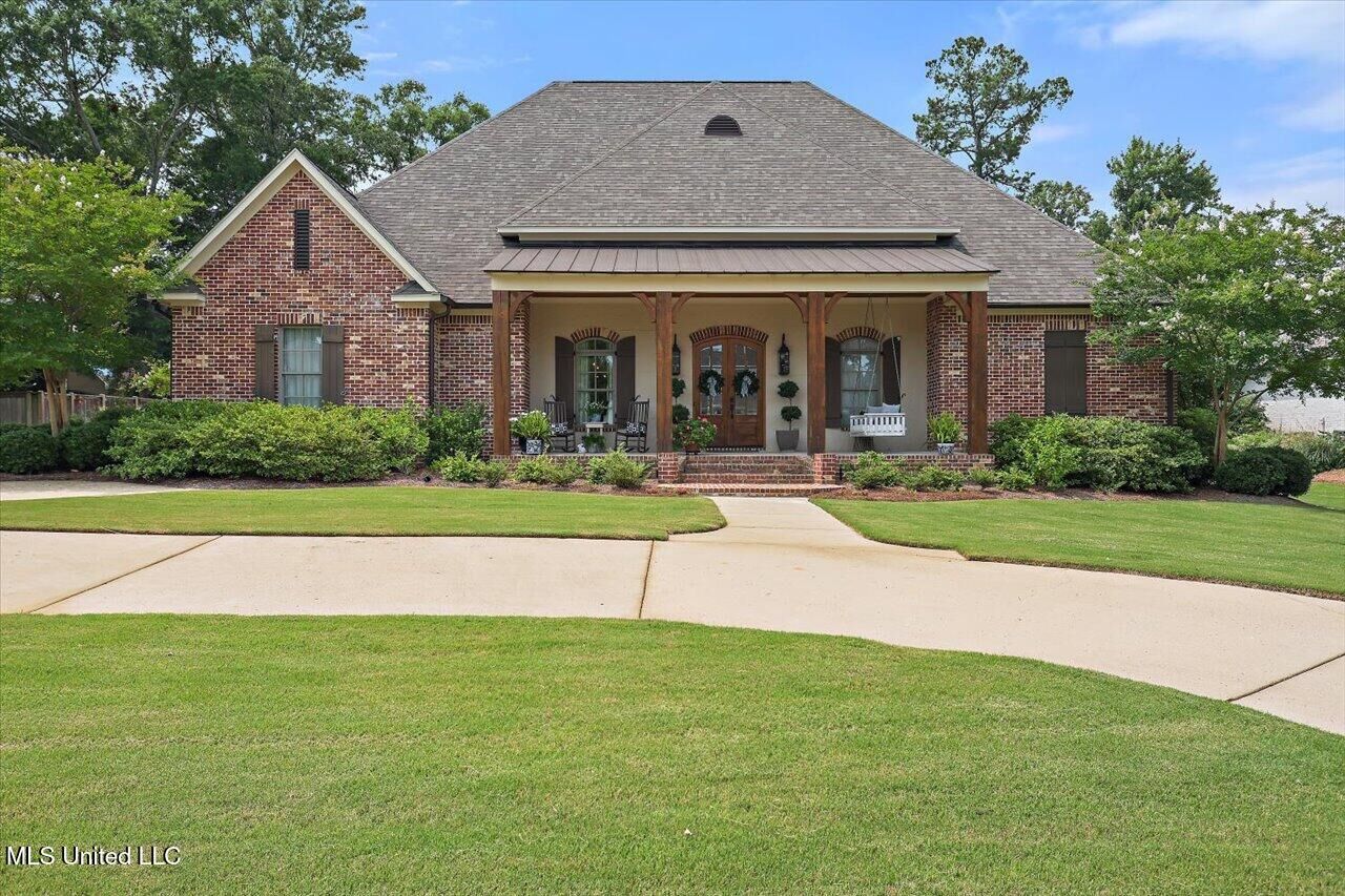 Property Photo:  181 Ironwood Plantation Boulevard  MS 39110 