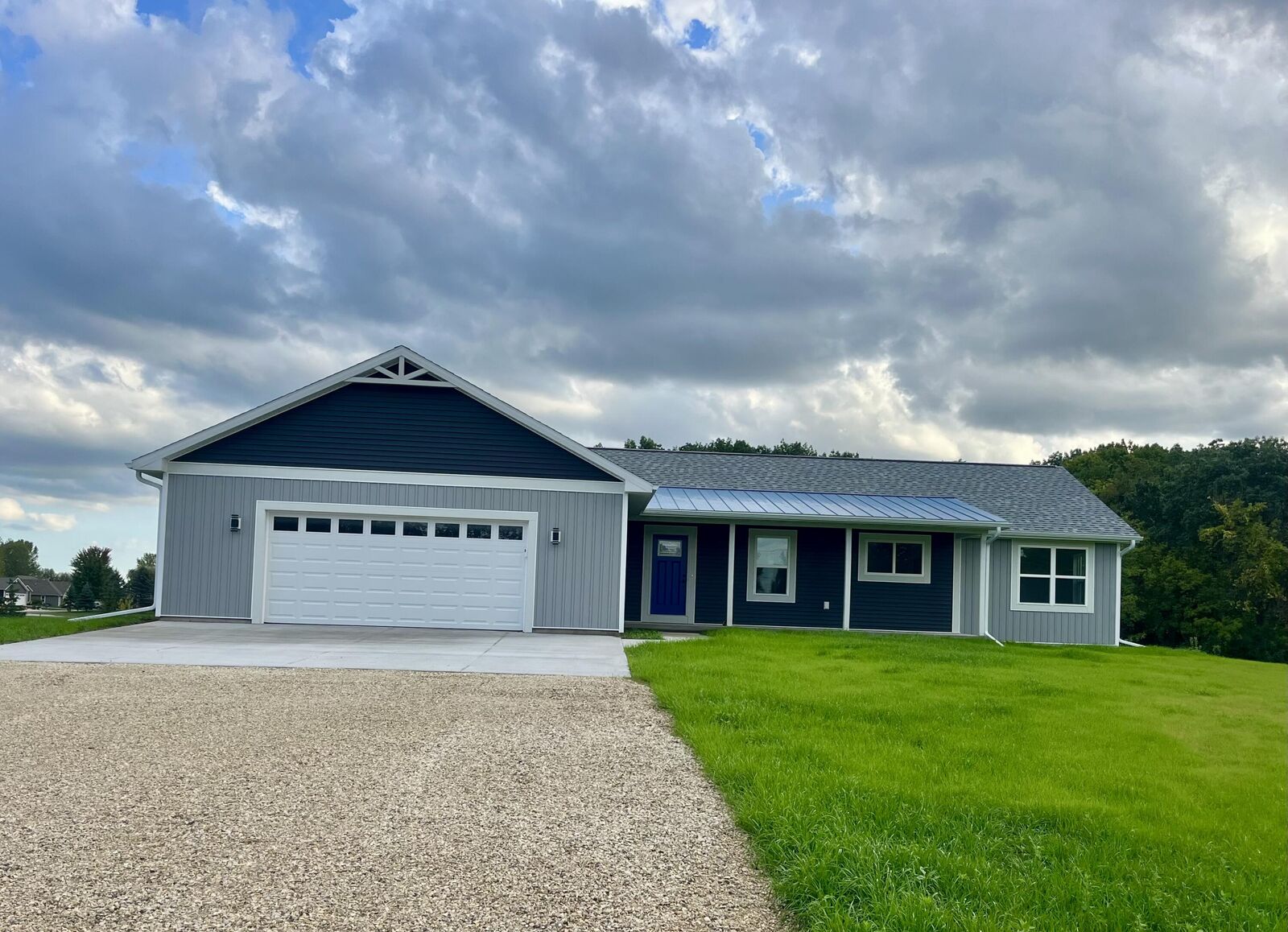 Property Photo:  2181 Wallace Lake Rd  WI 53090 