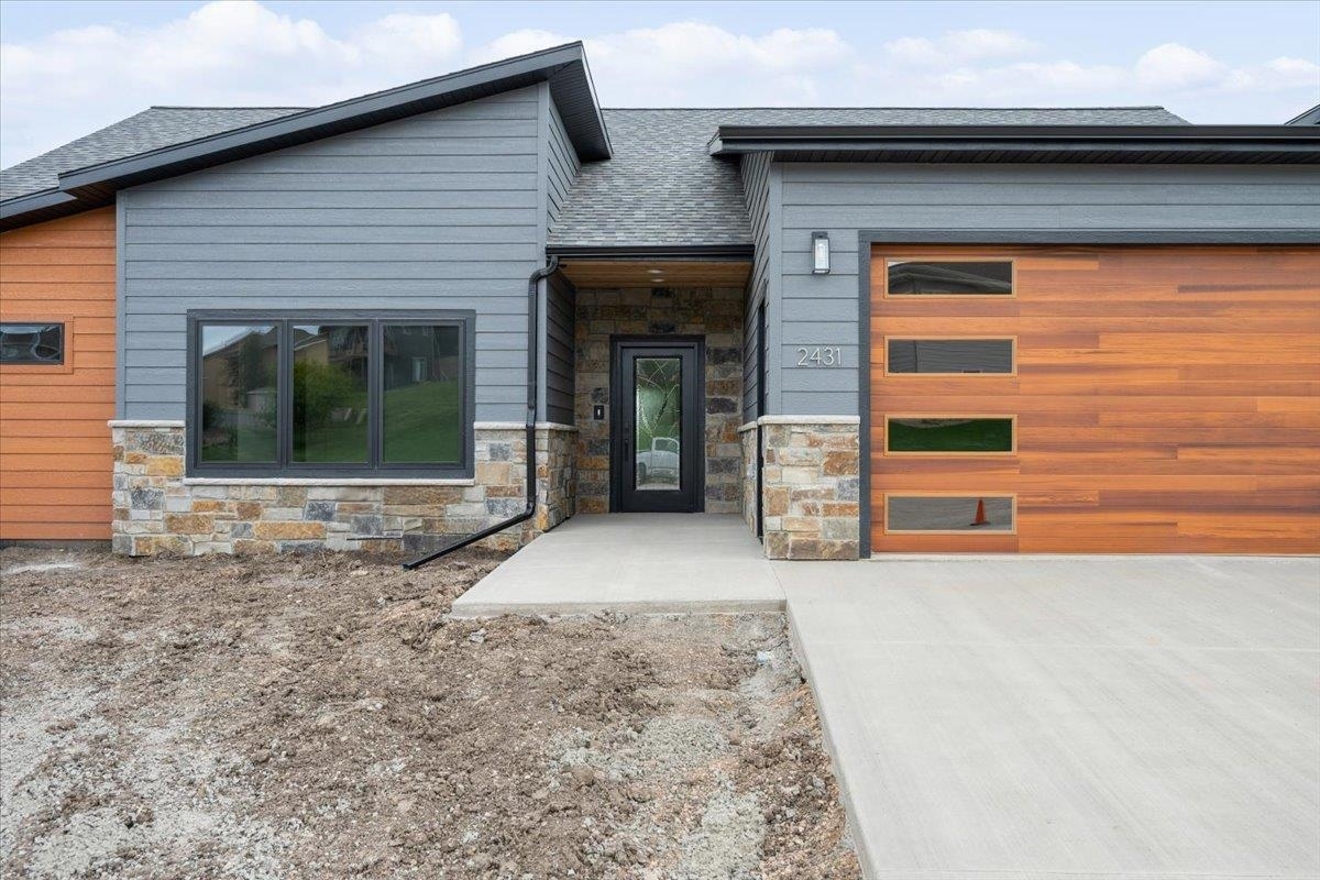 Property Photo: 2431 Malibu Loop SD 57785