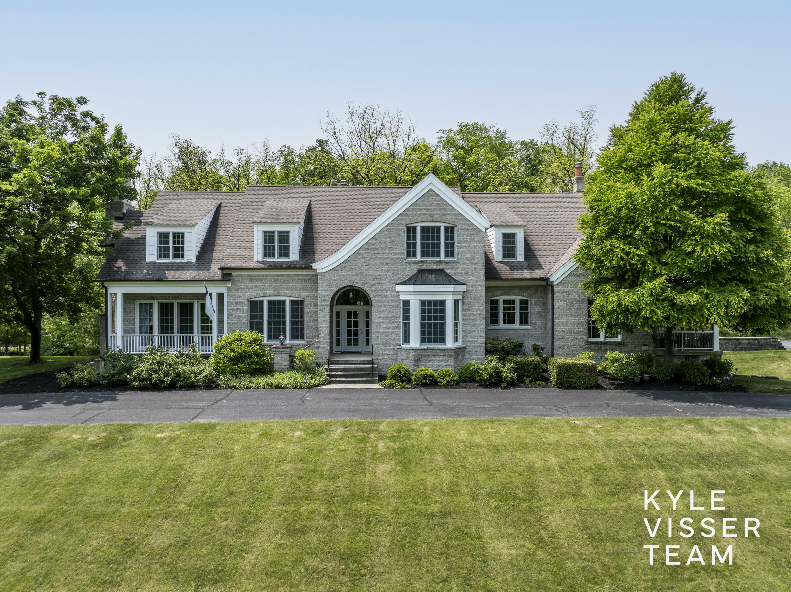 1275 Trillium Trail NE  Grand Rapids MI 49525 photo