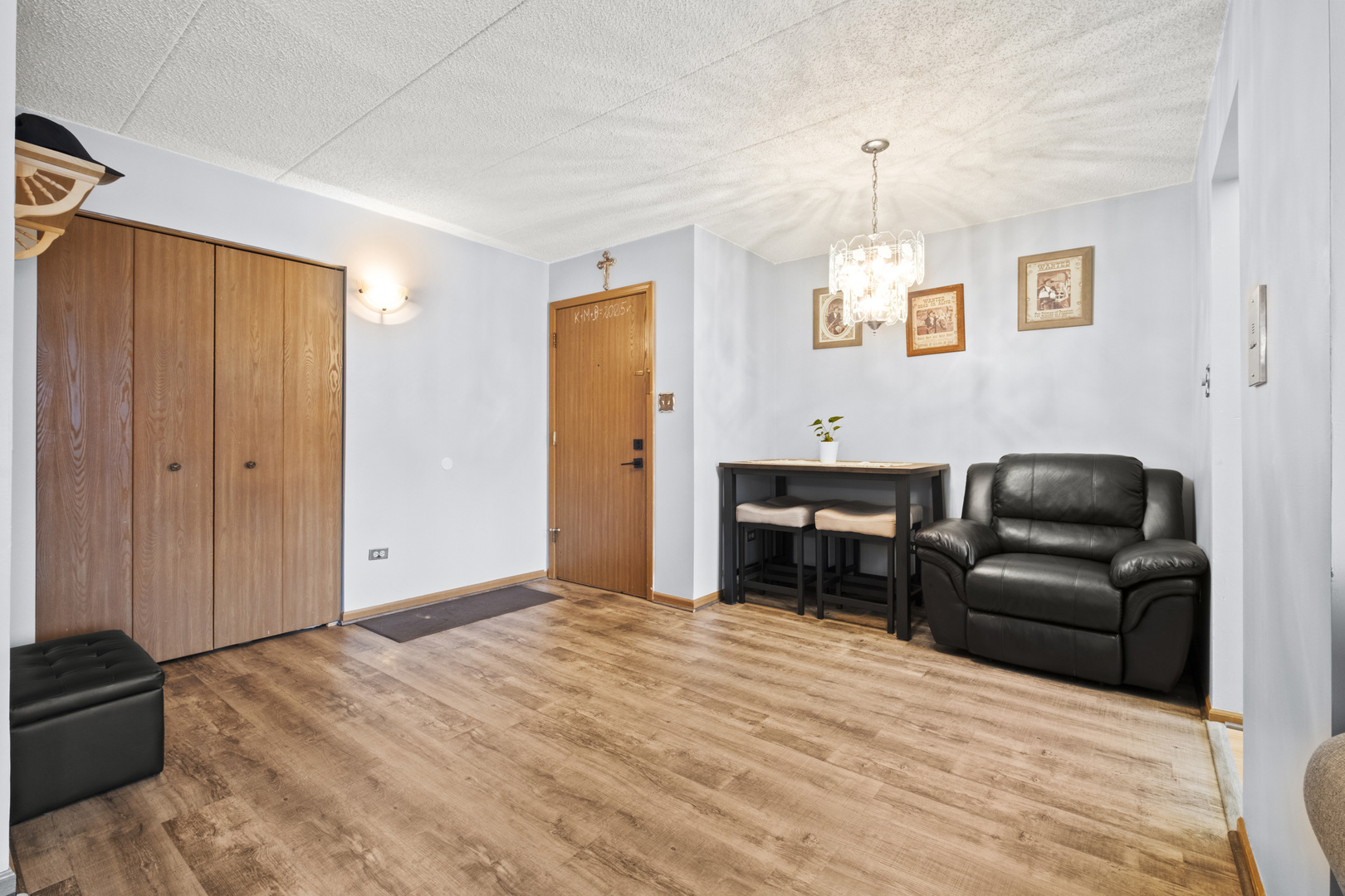 Property Photo: 10504 Ridge Cove Drive 12D IL 60415