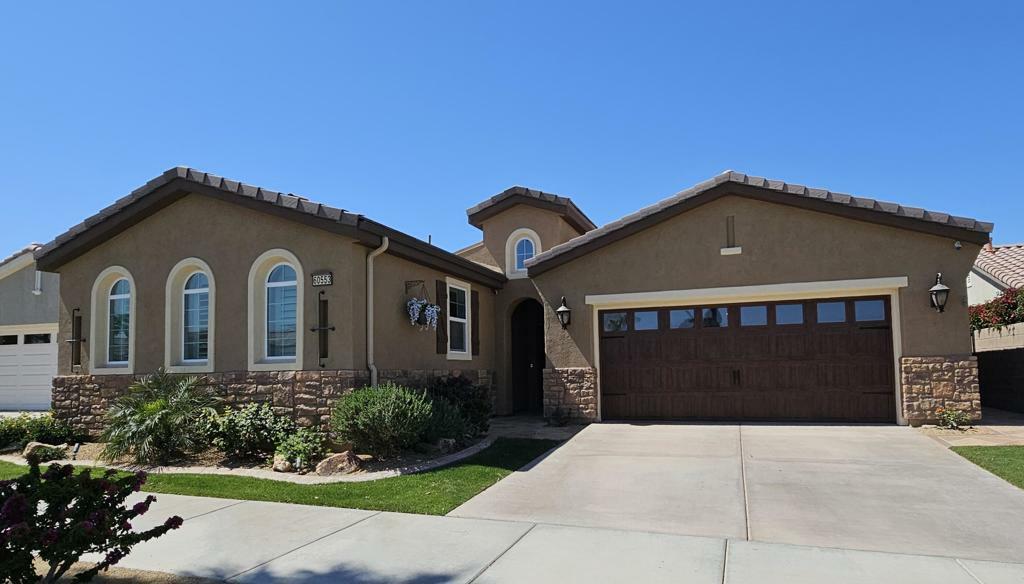 Property Photo: 60553 Juniper Lane CA 92253