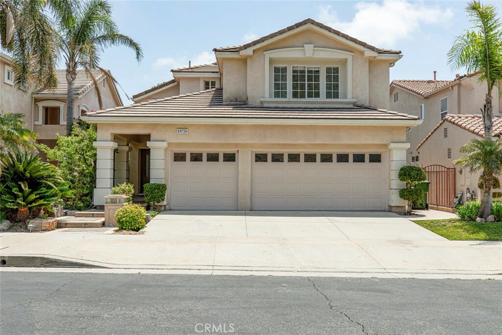 Property Photo: 19720 Kilfinan Street CA 91326