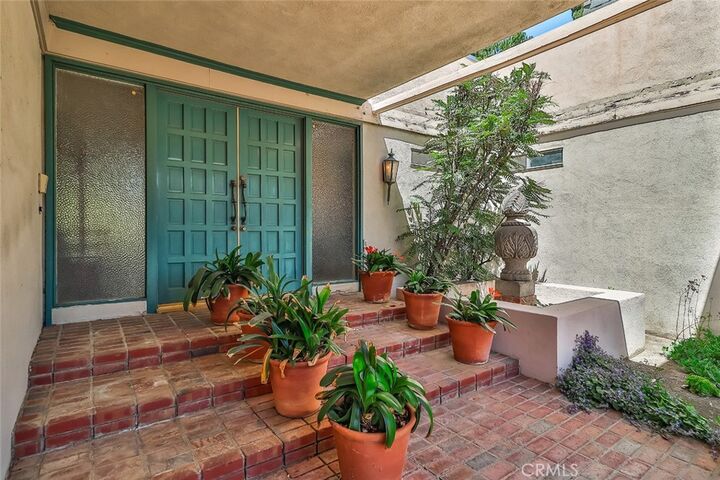 Property Photo: 17154 Marilla Street CA 91325