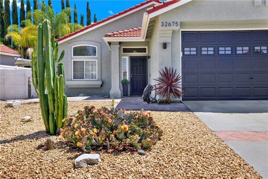 32675 Hislop Way  Temecula CA 92592 photo