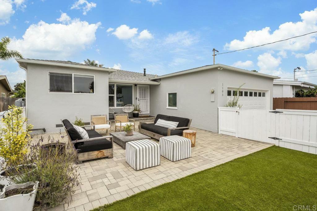 Property Photo:  1105 Evergreen Drive  CA 92024 