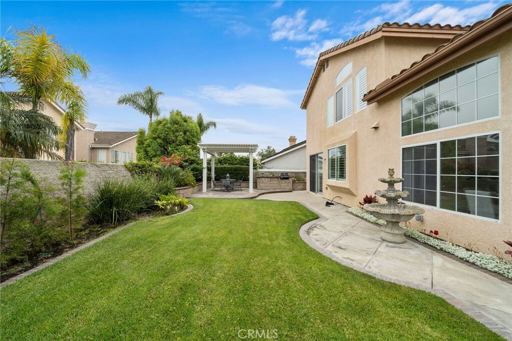 Property Photo: 2811 N Preston Street CA 92867