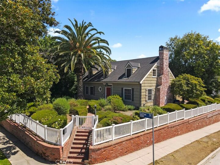 Property Photo: 15454 Sutton Street CA 91403
