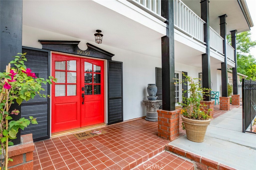 Property Photo: 19559 Tulsa St CA 91326