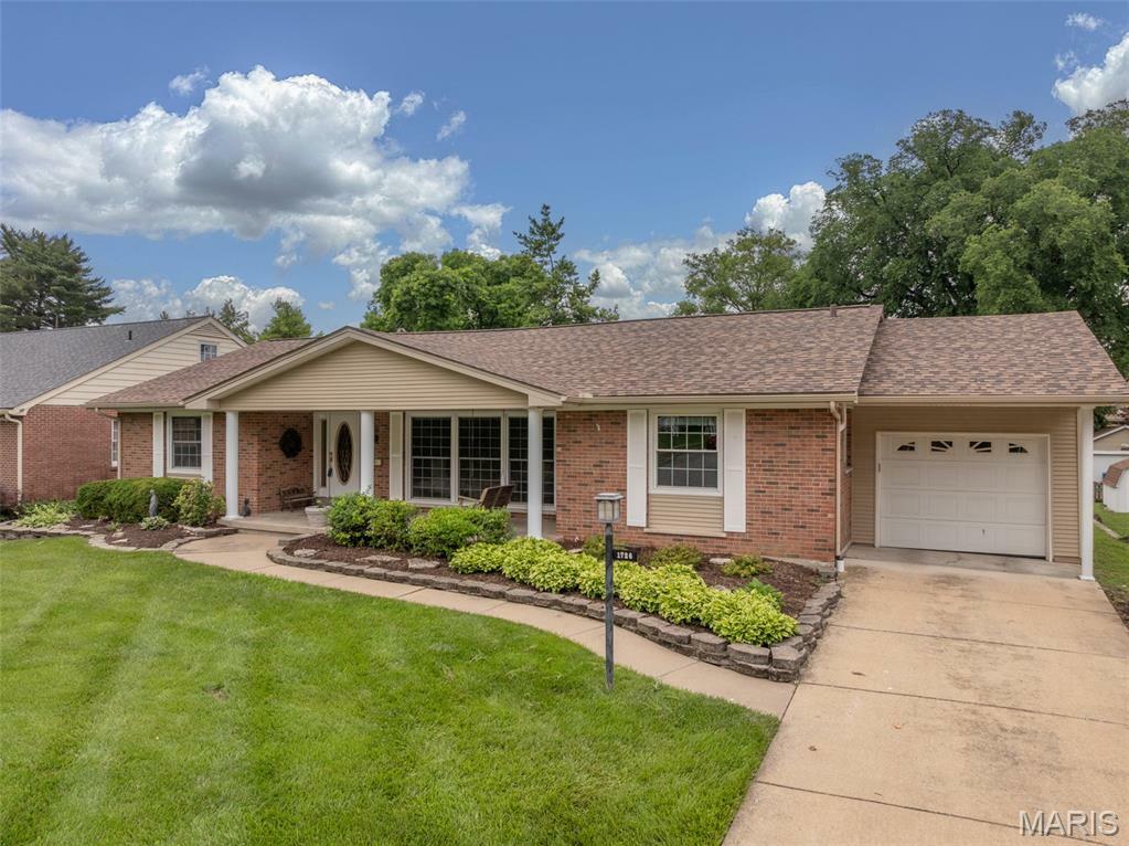 1726 Sibley Street  St Charles MO 63301 photo