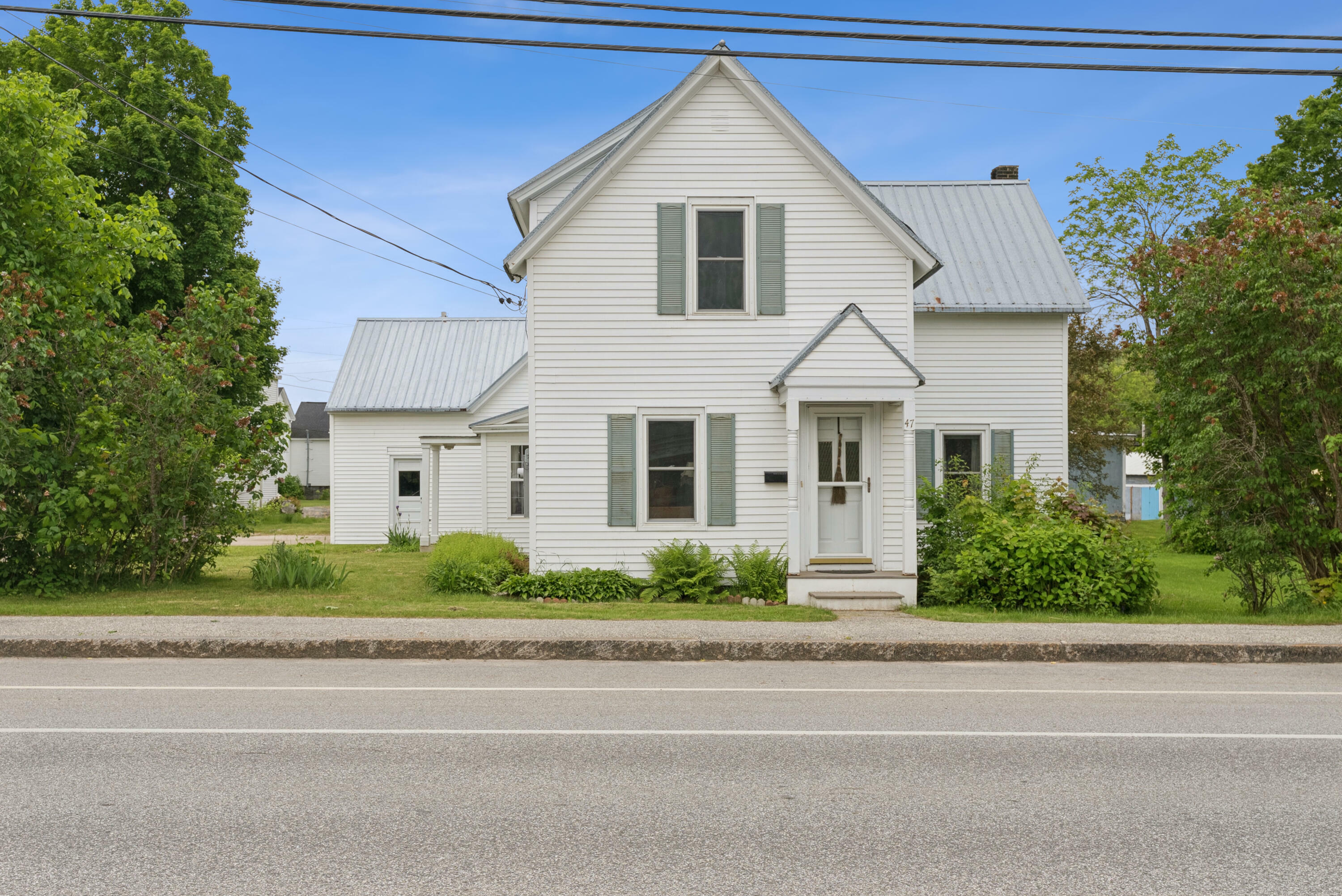Property Photo:  47 Beal Street  ME 04268 