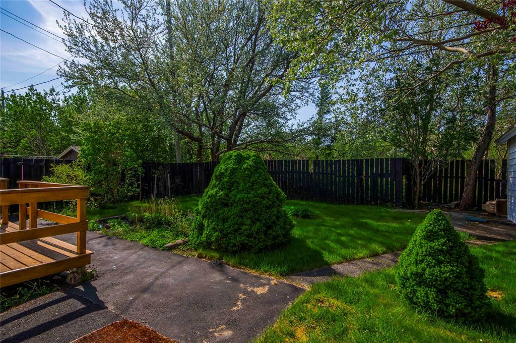 Property Photo: 10 Kilkenny Street NE A1A 4A7