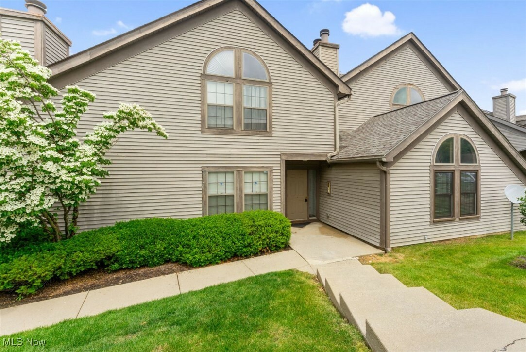 4044 Saint Andrews Court  Canfield OH 44406 photo