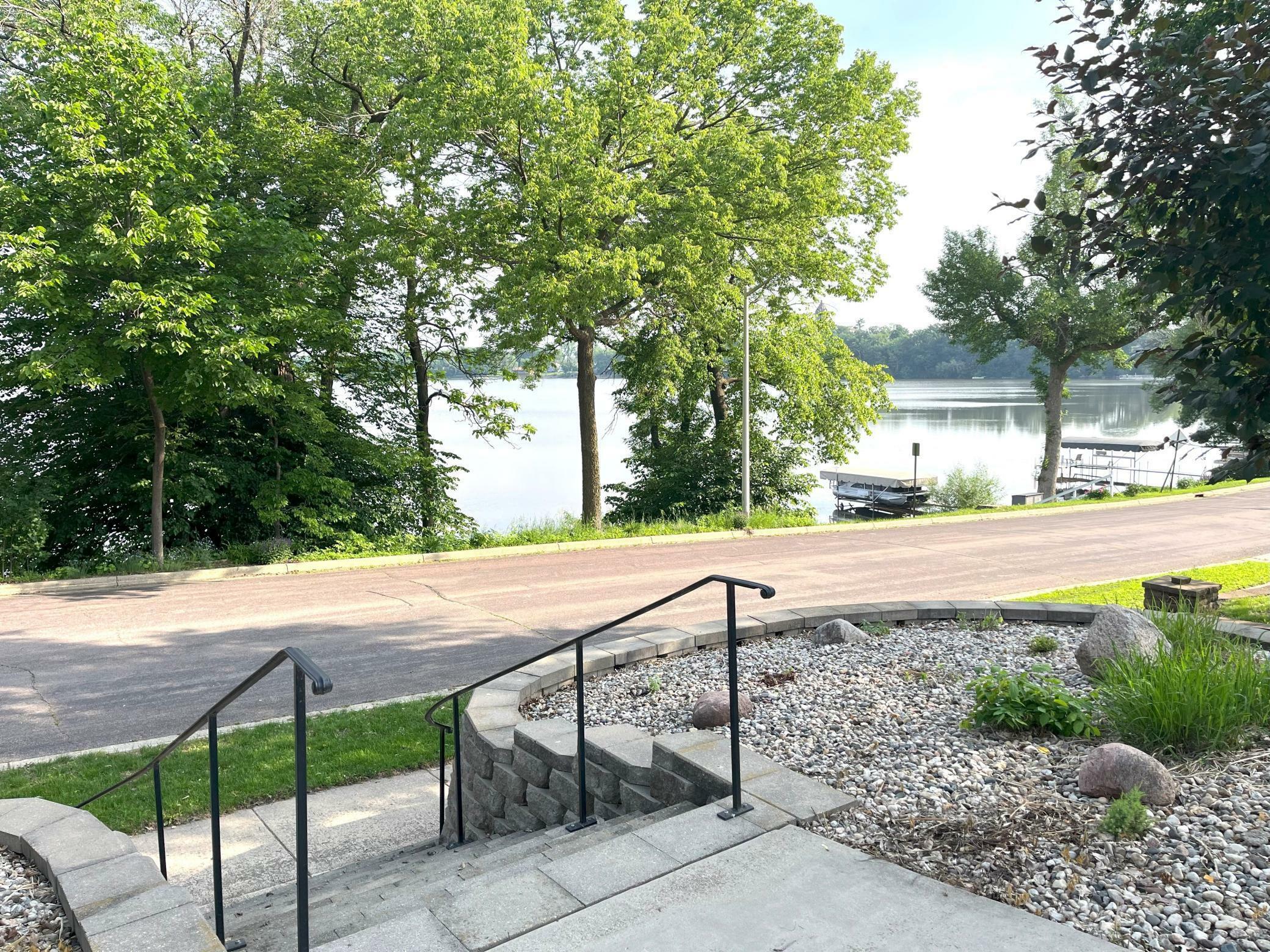 Property Photo:  311 Lake Park Boulevard  MN 56031 