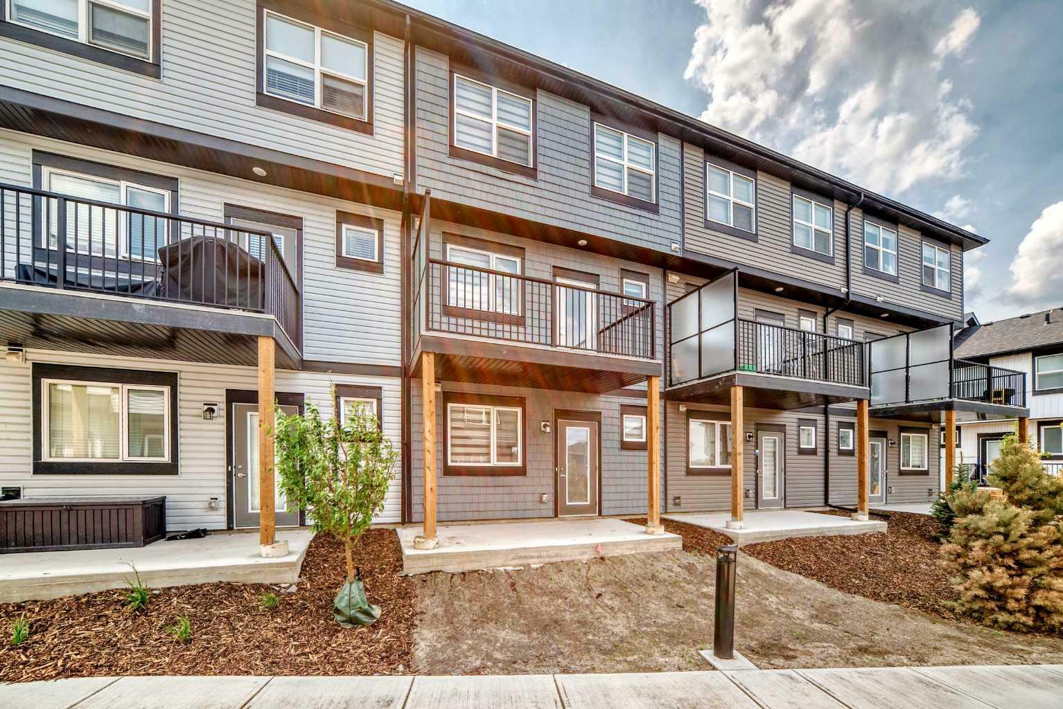 Property Photo:  75 Evanscrest Common NW 106  AB T3P 2A3 