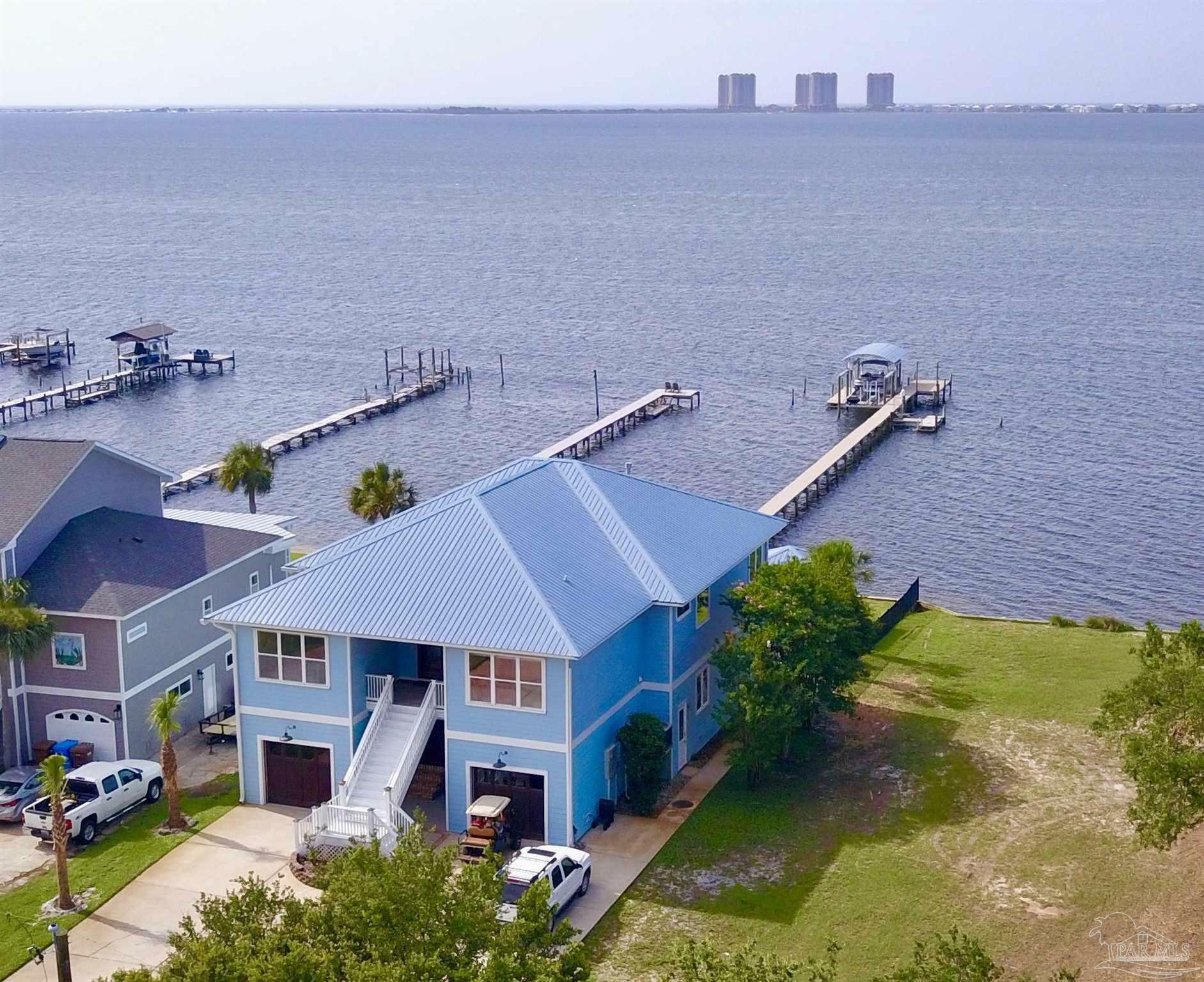 Property Photo: 2961 Bay St FL 32563