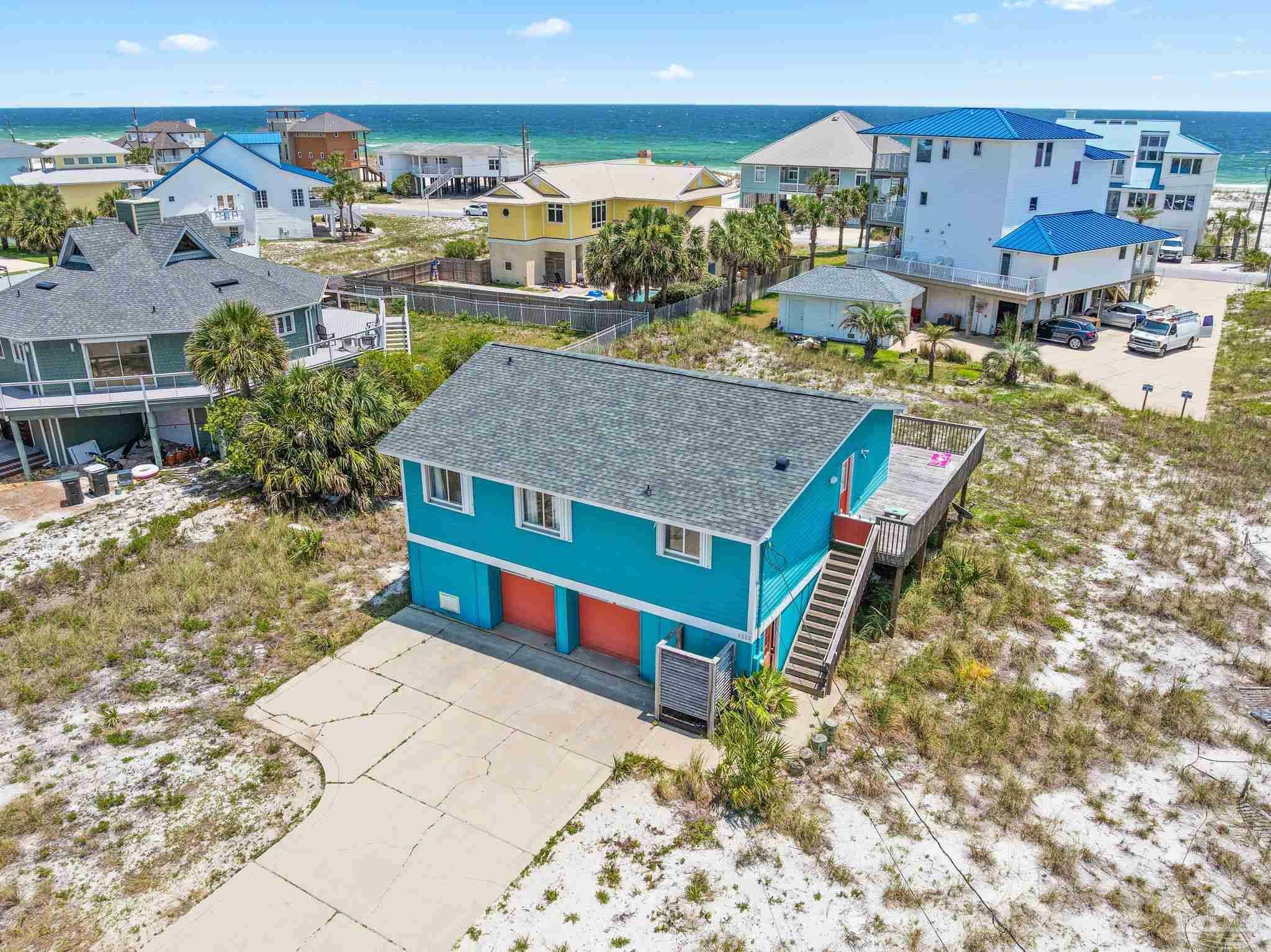 Property Photo: 1212 Maldonado Dr FL 32561