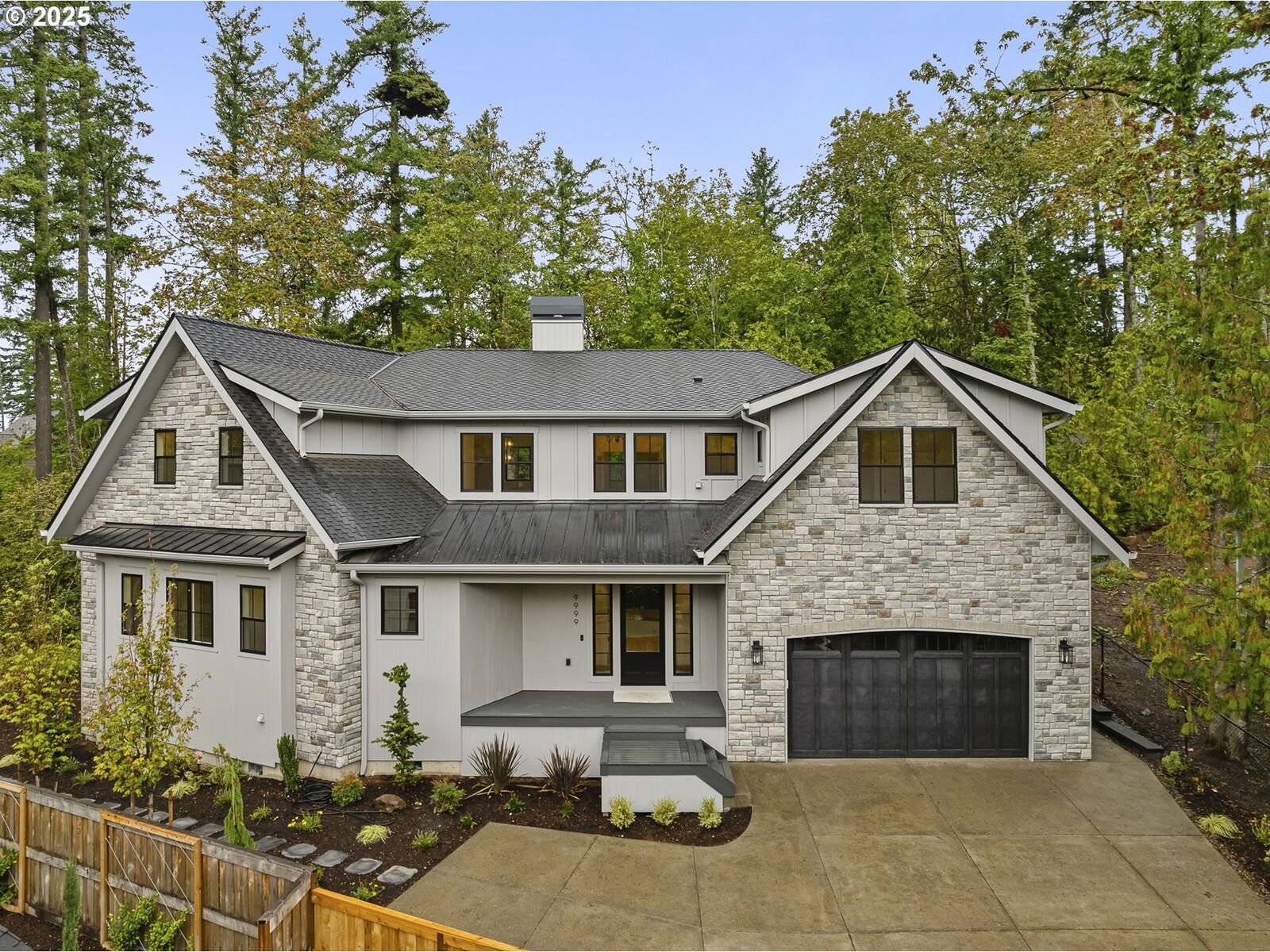 Property Photo: 9999 SW Taylor St OR 97225