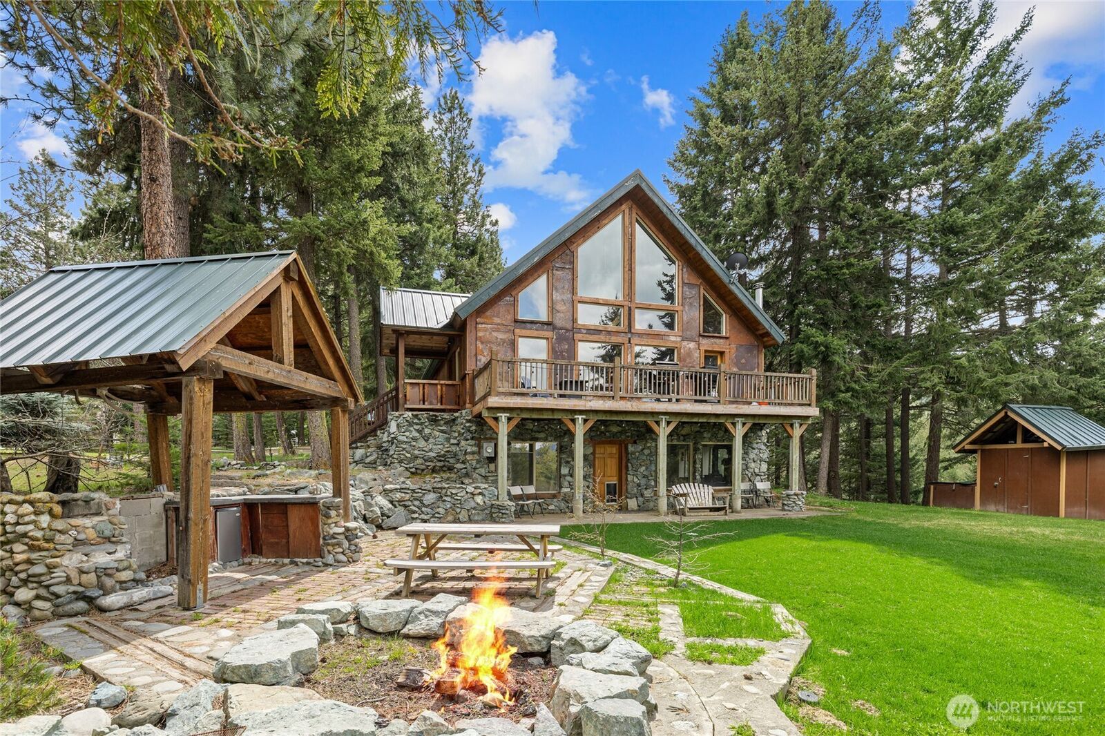 Property Photo: 8607 Upper Peoh Point Road WA 98922