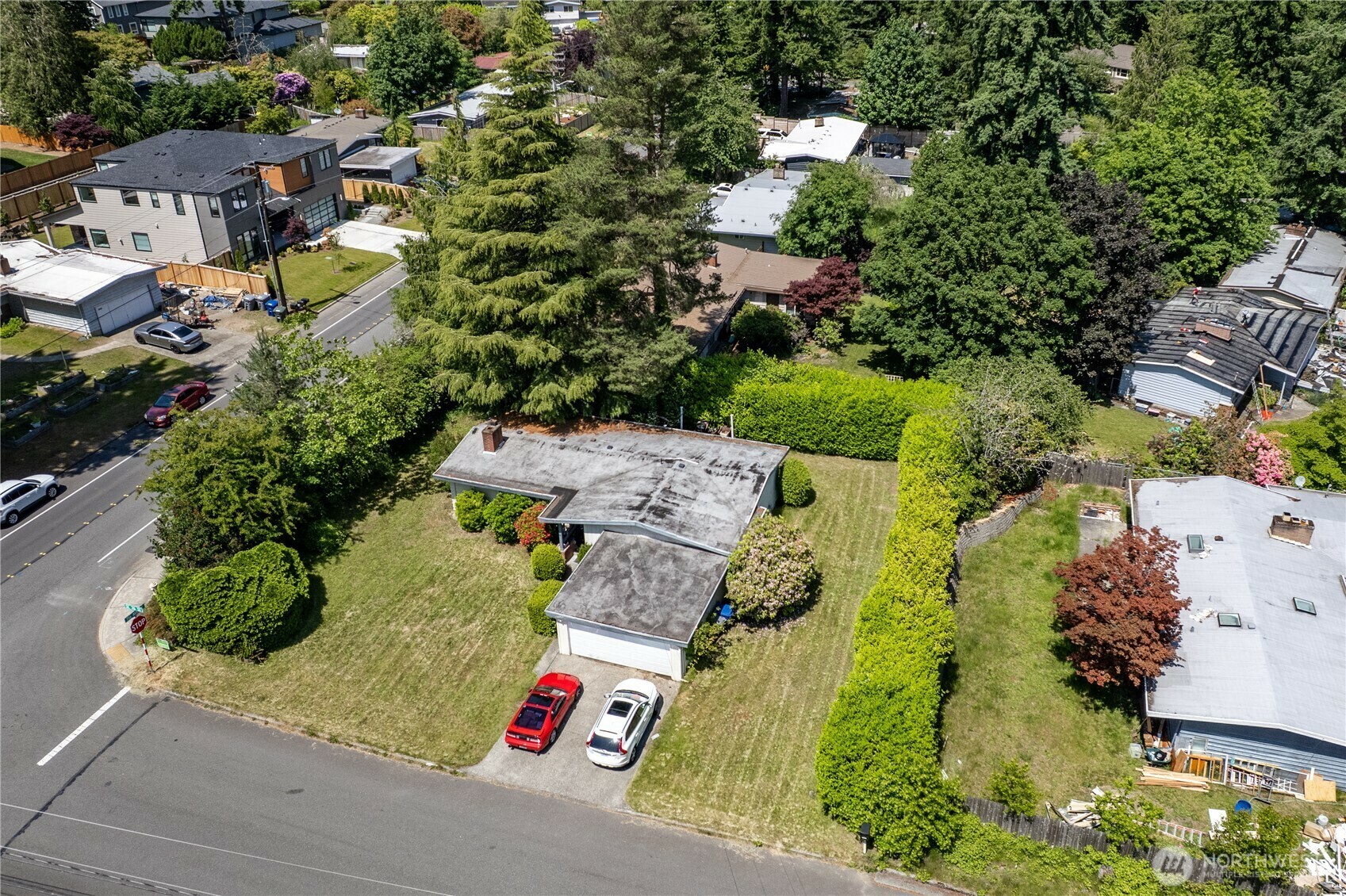 Property Photo: 15604 SE 26th St WA 98008