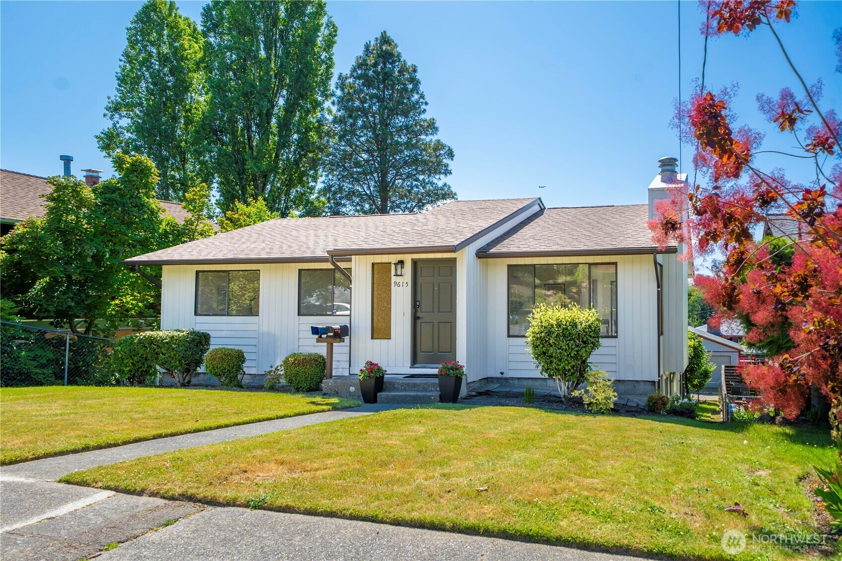 9615  55th Avenue S  Seattle WA 98118 photo