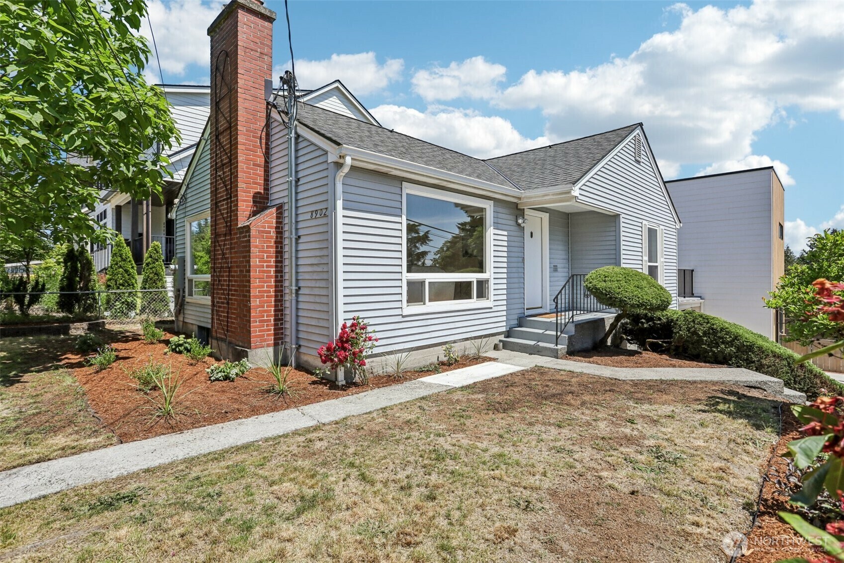 Property Photo:  8902  17th Avenue NE  WA 98115 
