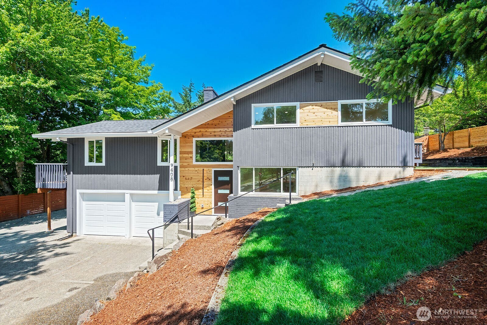 Property Photo: 9408 S 218th Street WA 98031