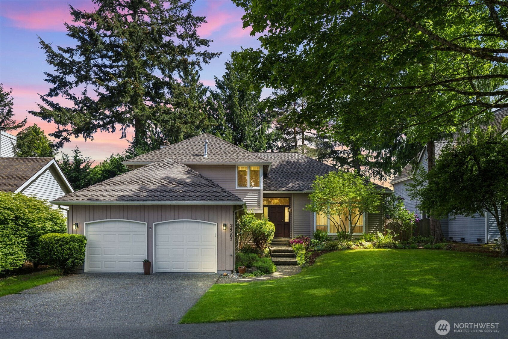 24507 SE 37th Street  Sammamish WA 98029 photo