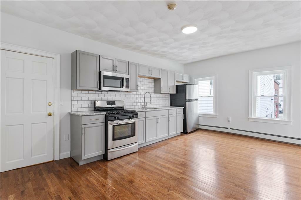 Property Photo: 416 Admiral Street 2F RI 02908