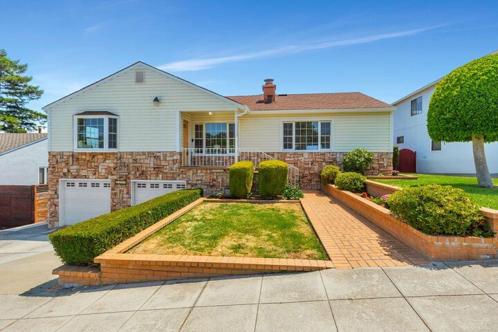 Property Photo:  3709 Kenwood Avenue  CA 94403 