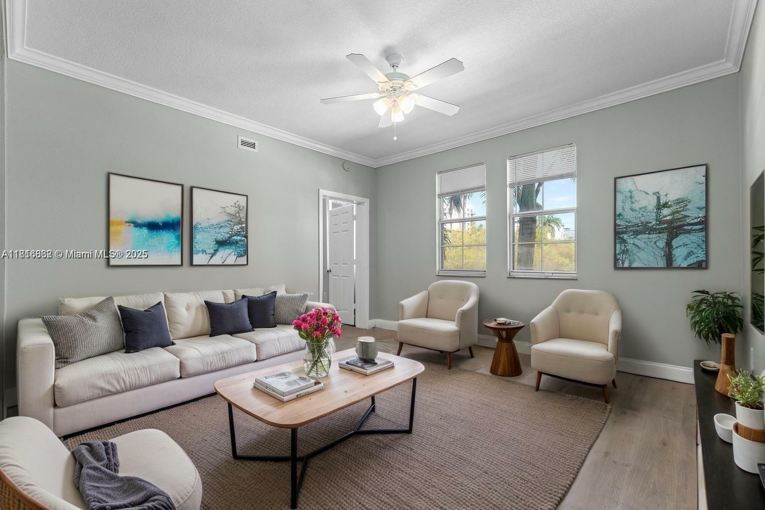 Property Photo: 533 NE 3rd Ave 304 FL 33301