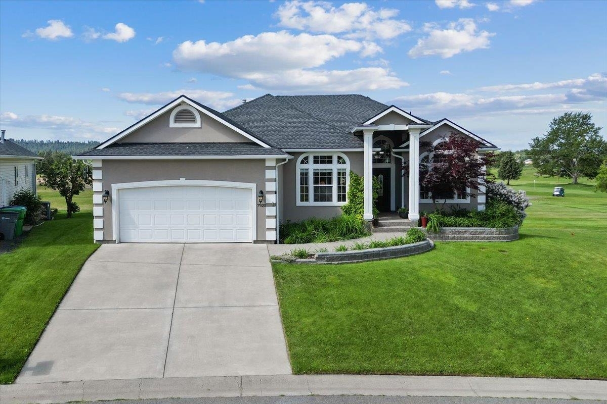Property Photo: 7920 S Parway Ln WA 99004