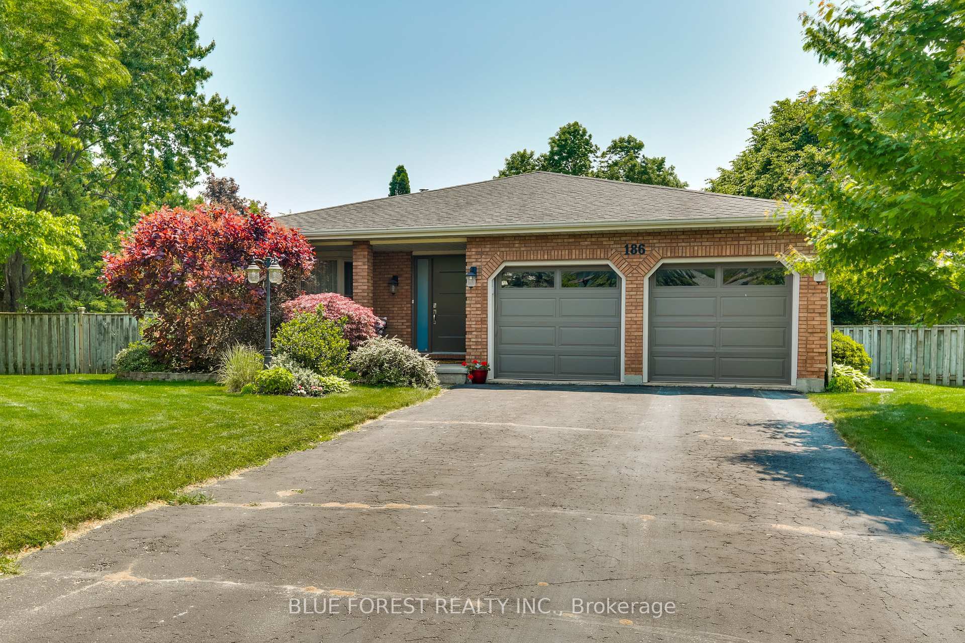 Property Photo: 186 Scarlett Circle ON N0L 1G3