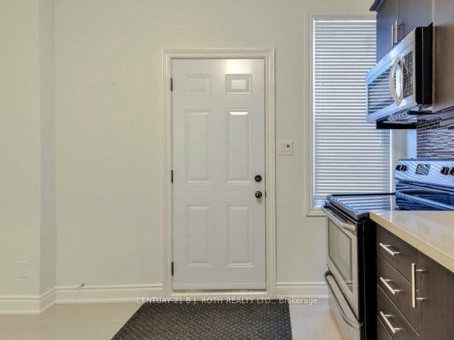 Photo de la propriété: 603 Ossington Avenue Main ON M6G 3T6
