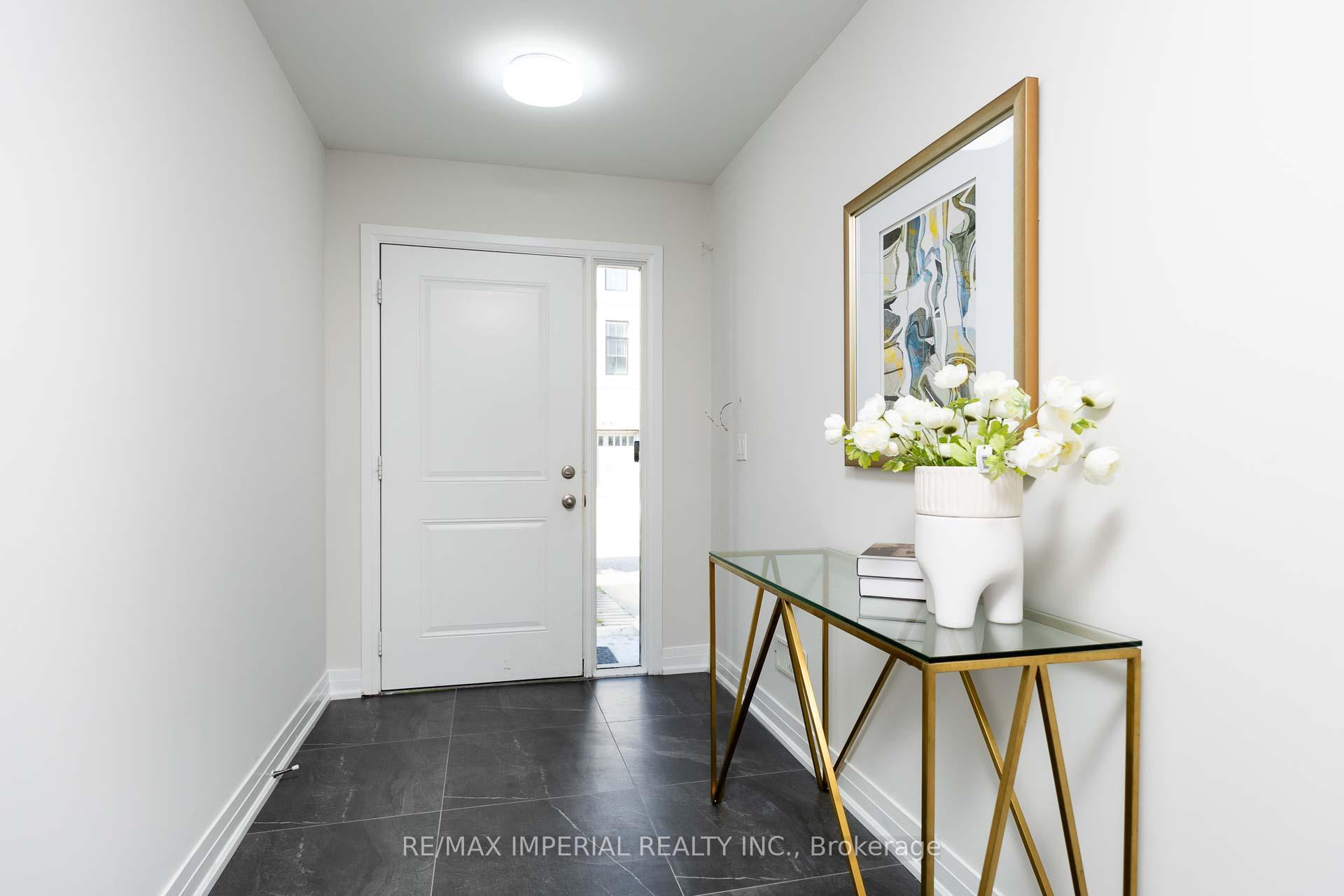 Property Photo: 27 McGurran Lane ON L4B 0G8