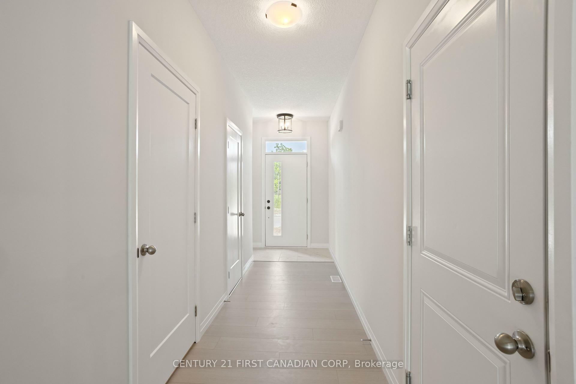 Photo de la propriété:  6989 Heathwoods Avenue  ON N6P 1H3 
